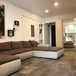 Luxury Westpark 2 View W6 Apartment Bukarest