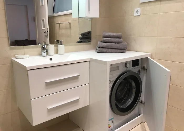 Luxury Westpark 2 View W6 Апартаменти *