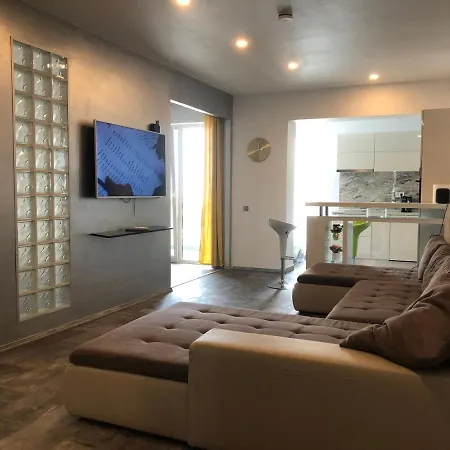 Luxury Westpark 2 View W6 Бухарест